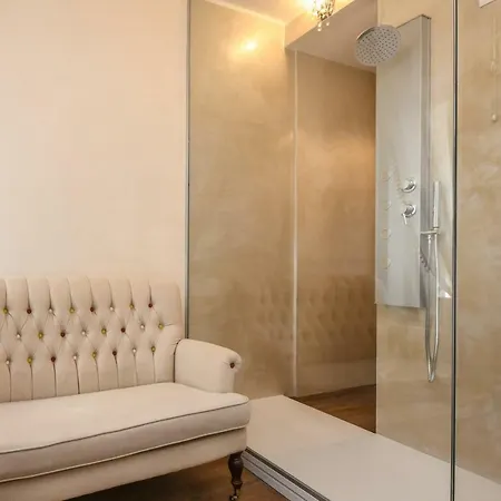 Luxury Pensjonat 3*